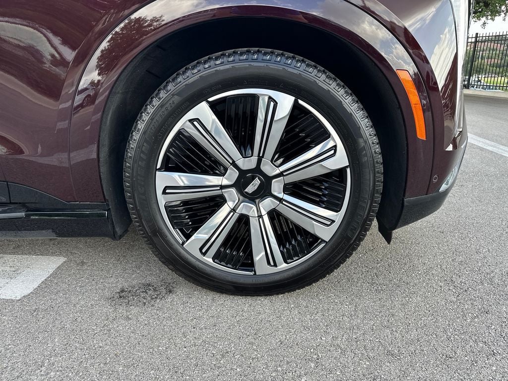 2025 Cadillac ESCALADE IQ Luxury 2