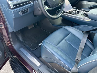 2025 Cadillac ESCALADE IQ Luxury 2