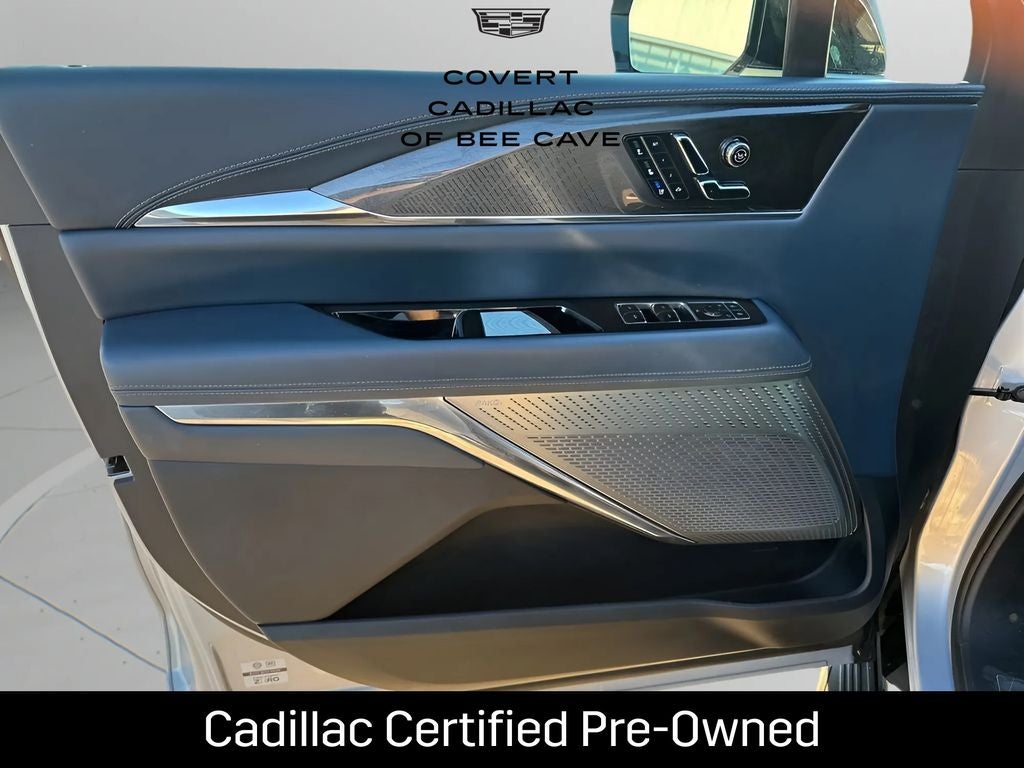 2025 Cadillac ESCALADE IQ Luxury 2