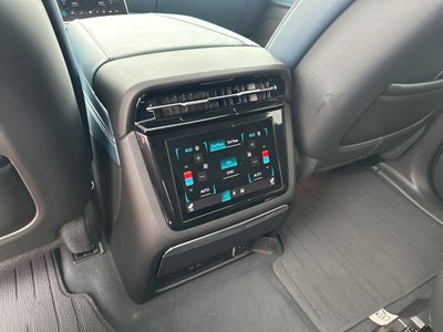 2025 Cadillac ESCALADE IQ Luxury 2