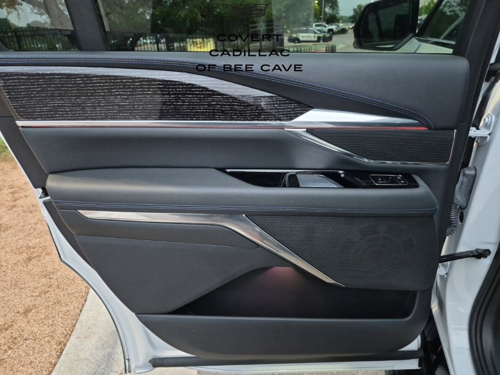 2025 Cadillac ESCALADE IQ Sport 1