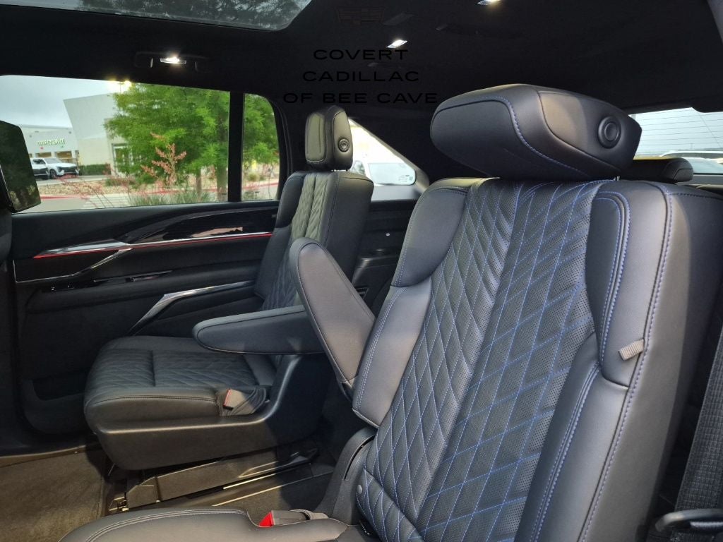 2025 Cadillac ESCALADE IQ Sport 1