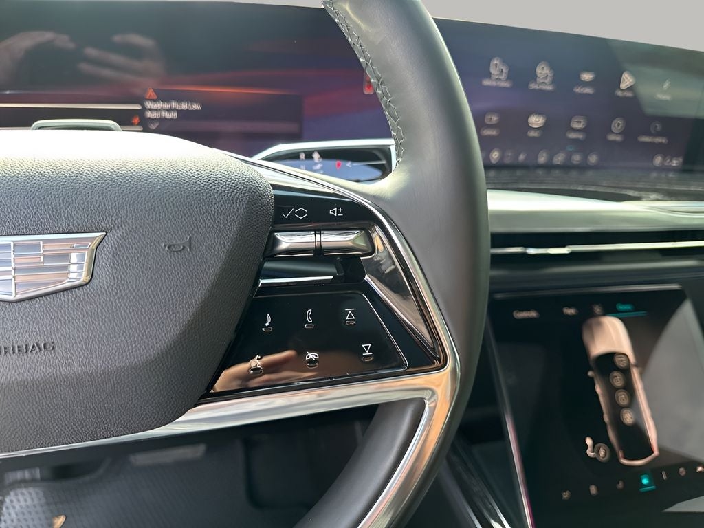 2025 Cadillac ESCALADE IQ Sport 1