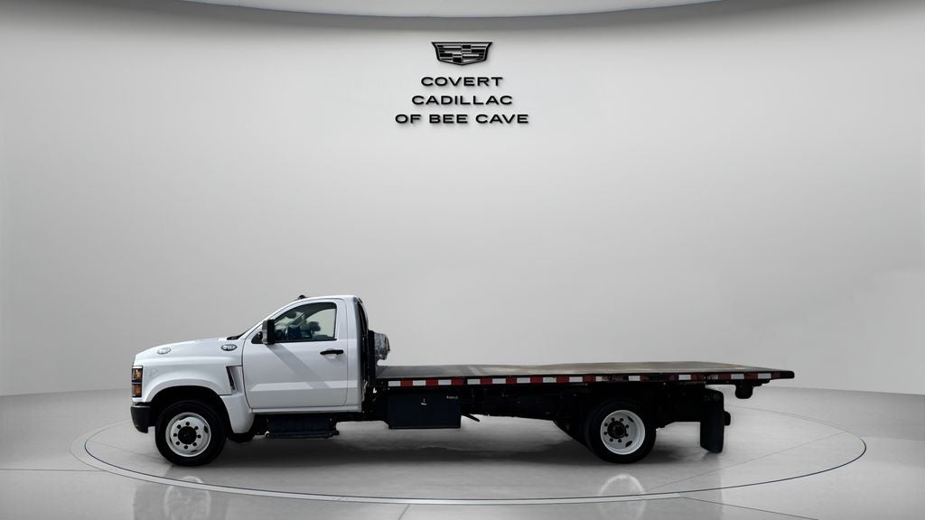 2022 Chevrolet Silverado 6500HD 1WT