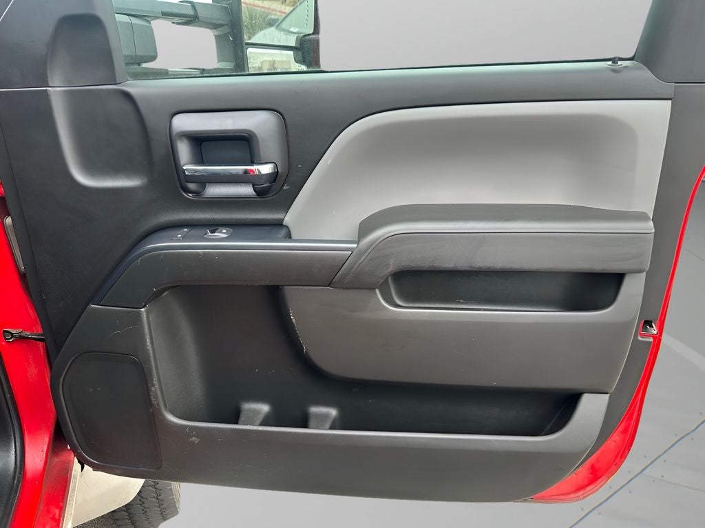 2019 Chevrolet Silverado 6500HD 1LT