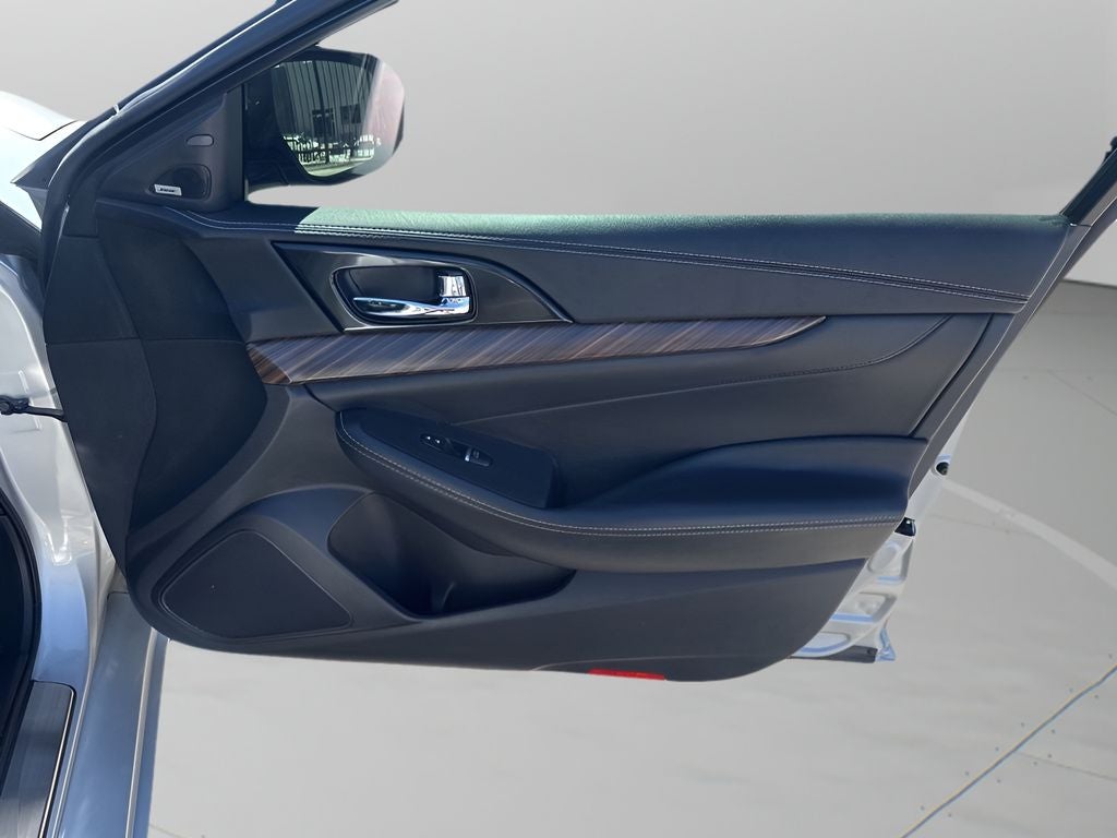 2017 Nissan Maxima Platinum