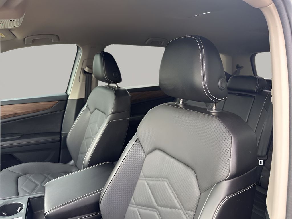 2024 Volkswagen Atlas 2.0T SE