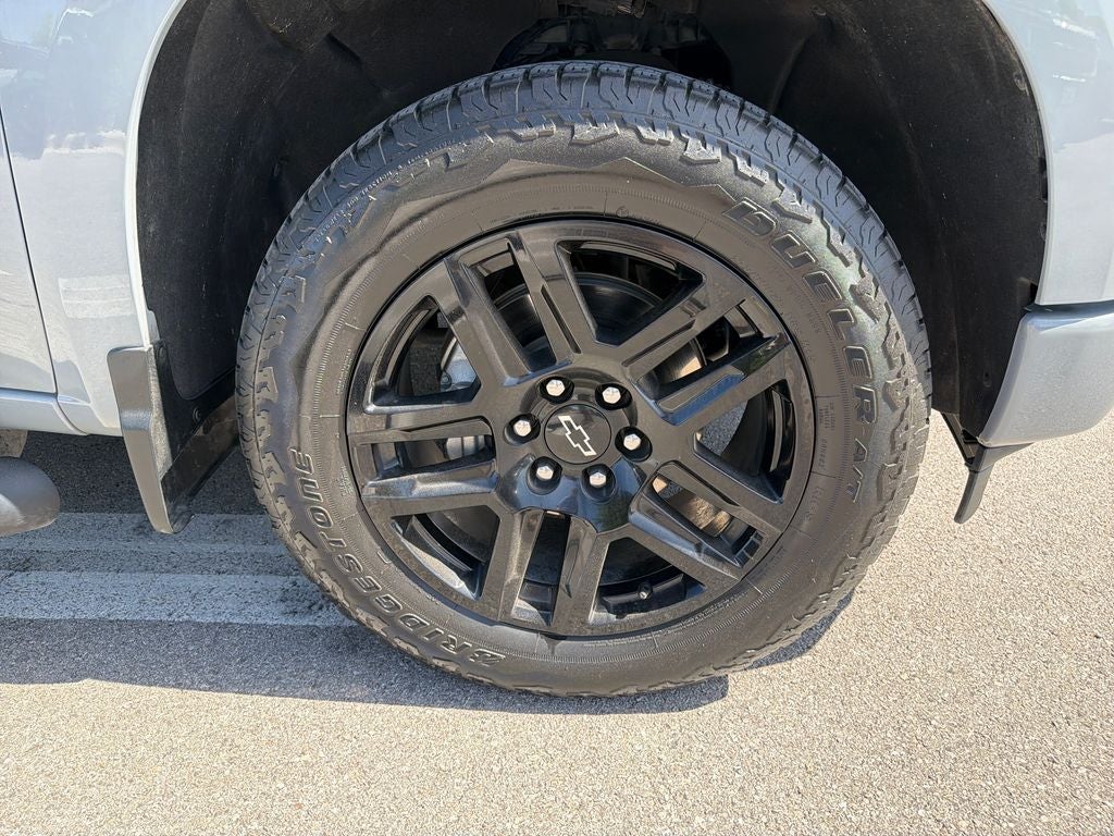 2025 Chevrolet Silverado 1500 Custom