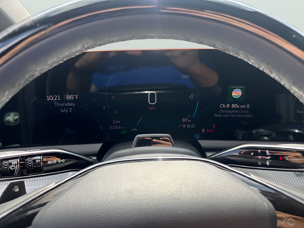 2025 Cadillac OPTIQ Luxury