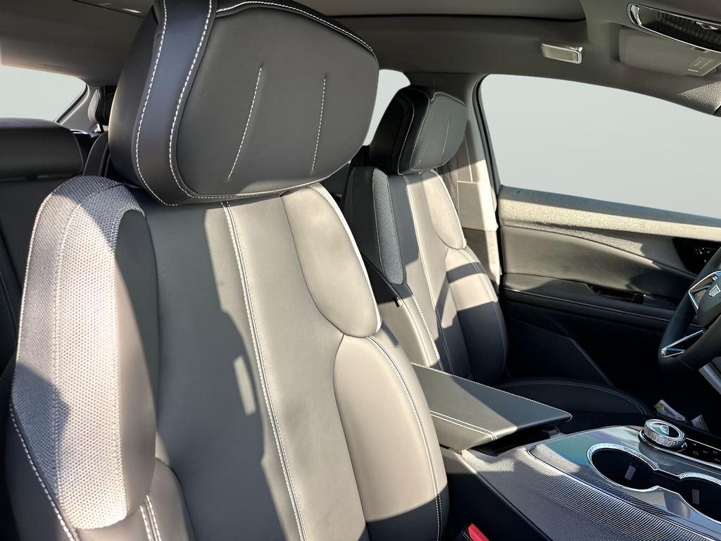 2025 Cadillac OPTIQ Sport