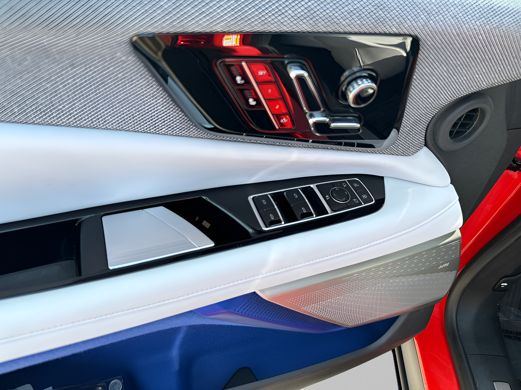 2025 Cadillac OPTIQ Sport