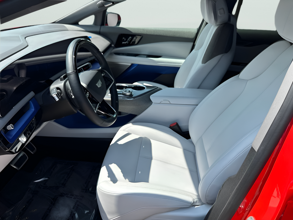 2025 Cadillac OPTIQ Sport