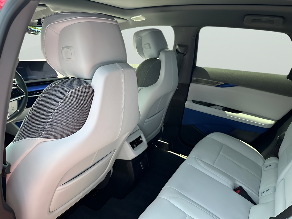 2025 Cadillac OPTIQ Sport