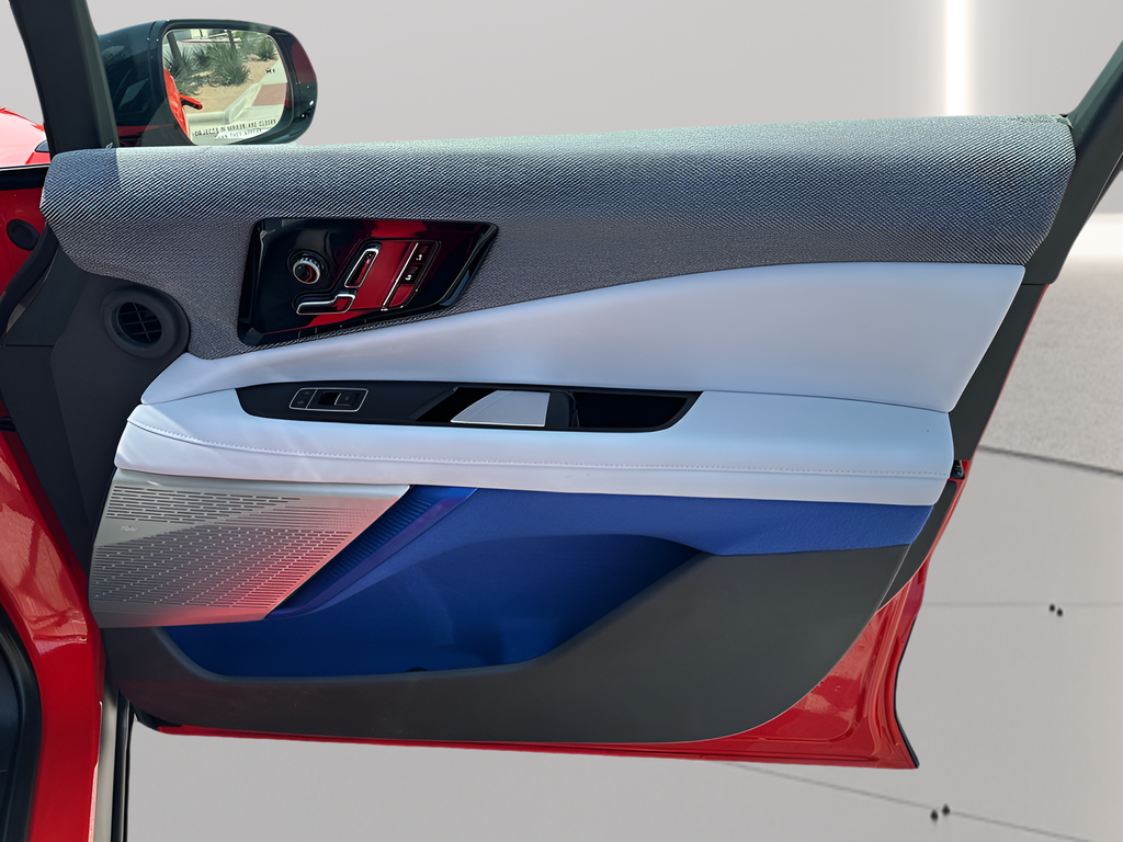 2025 Cadillac OPTIQ Sport