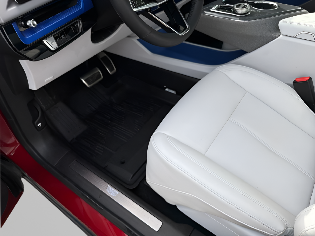 2025 Cadillac OPTIQ Sport