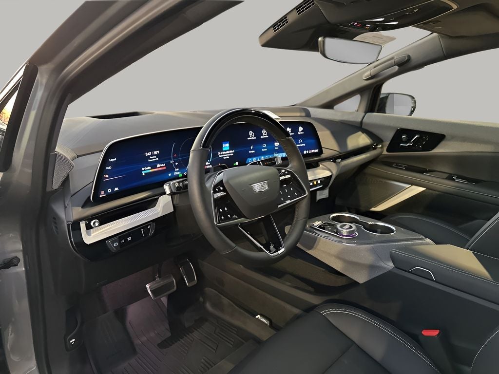 2025 Cadillac OPTIQ Sport 2