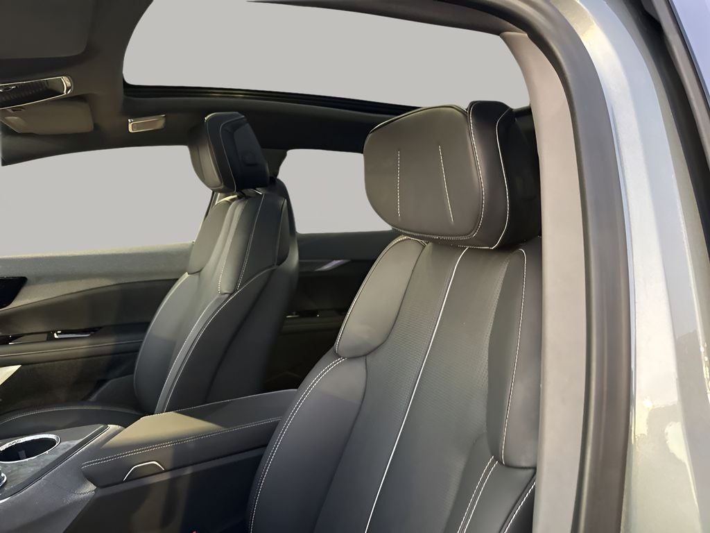 2025 Cadillac OPTIQ Sport 2