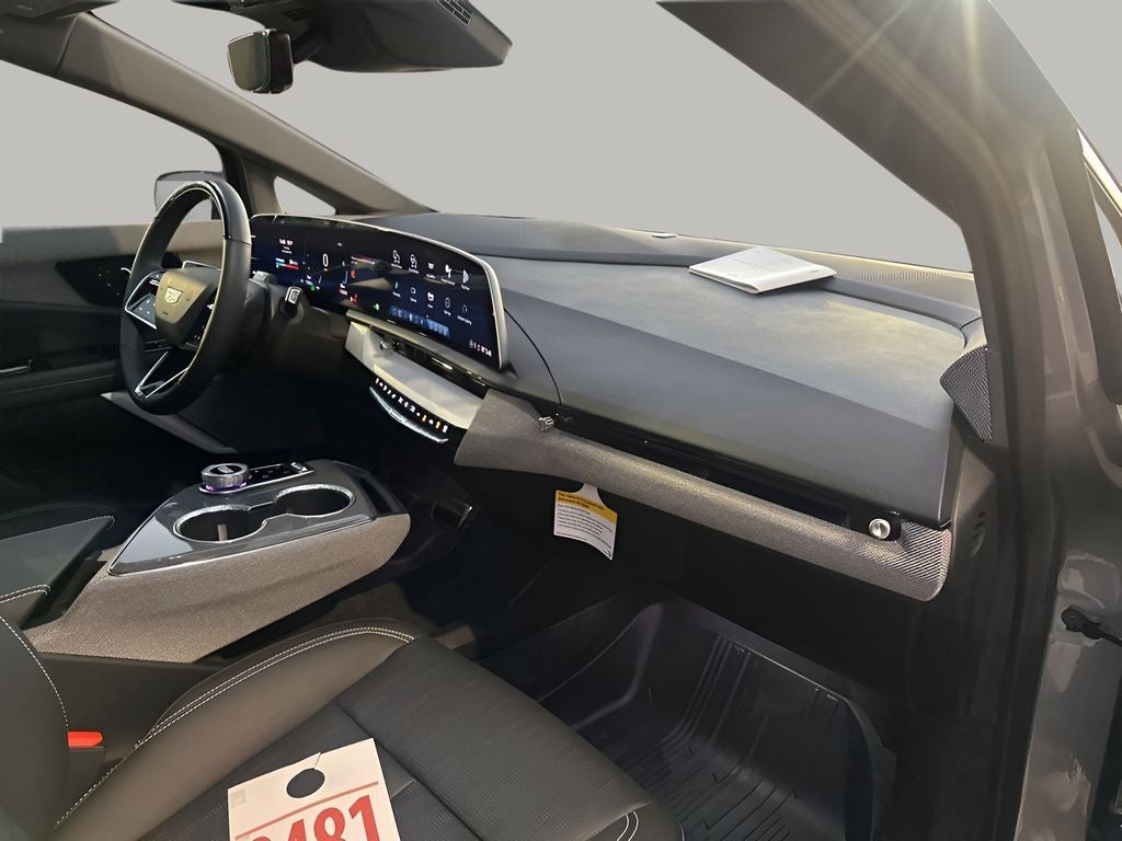 2025 Cadillac OPTIQ Sport 2