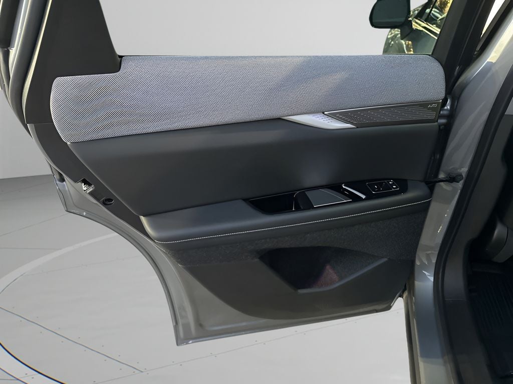 2025 Cadillac OPTIQ Sport 2