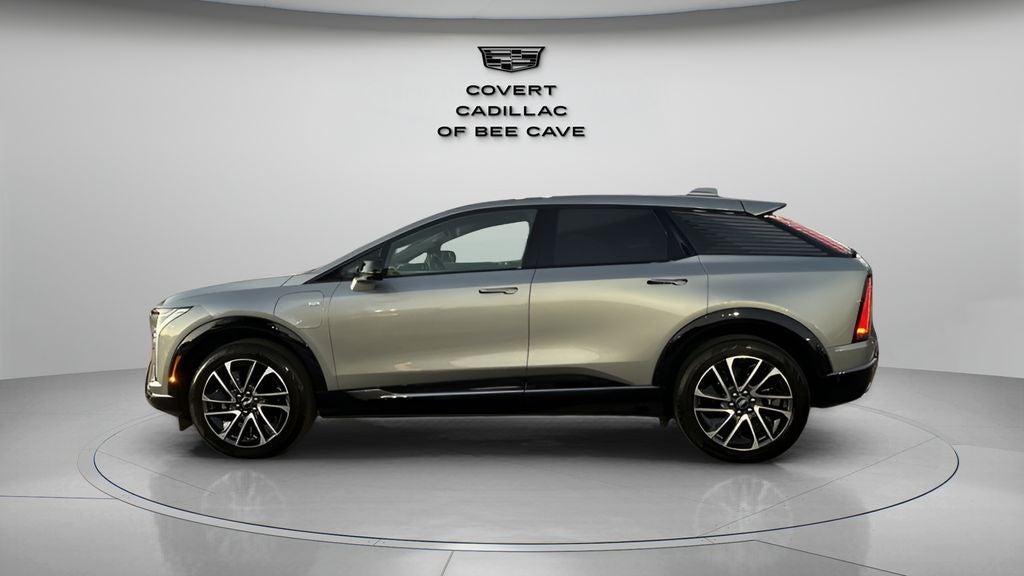 2025 Cadillac OPTIQ Sport 2