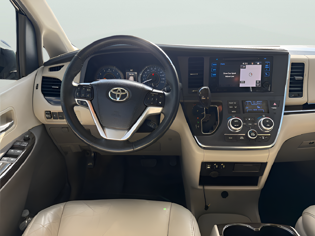 2017 Toyota Sienna XLE 8 Passenger