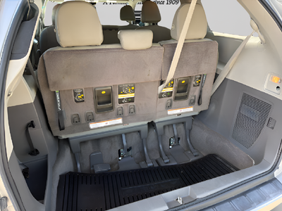 2017 Toyota Sienna XLE 8 Passenger