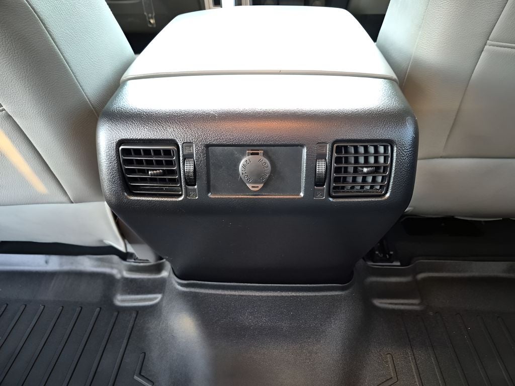 2013 Toyota Tundra Grade 4.6L V8