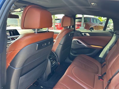 2023 BMW X6 xDrive40i