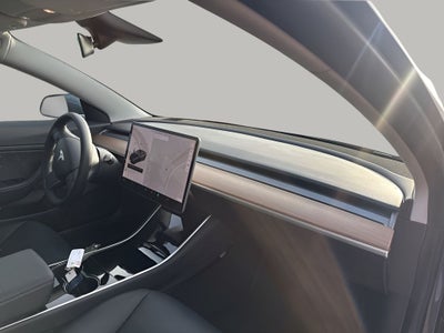 2020 Tesla Model 3 Performance