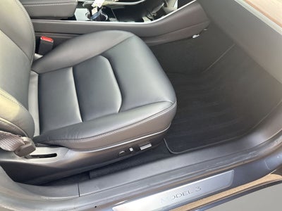 2020 Tesla Model 3 Performance