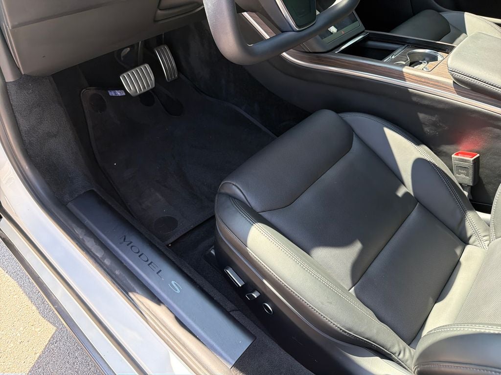 2022 Tesla Model S Base