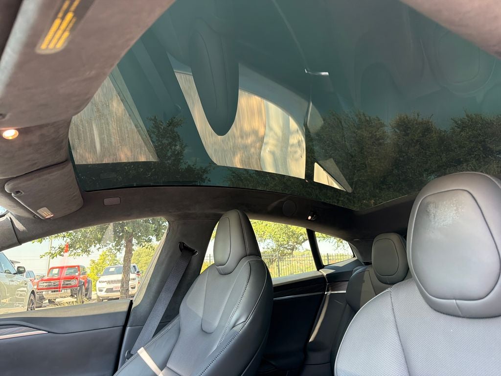 2022 Tesla Model S Base