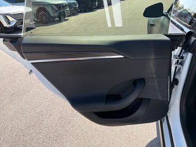 2022 Tesla Model S Base