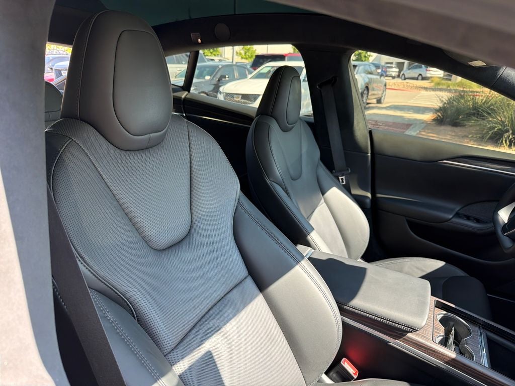 2022 Tesla Model S Base