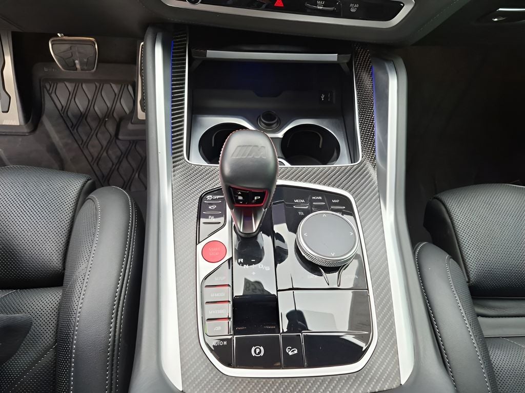 2025 BMW XM Base