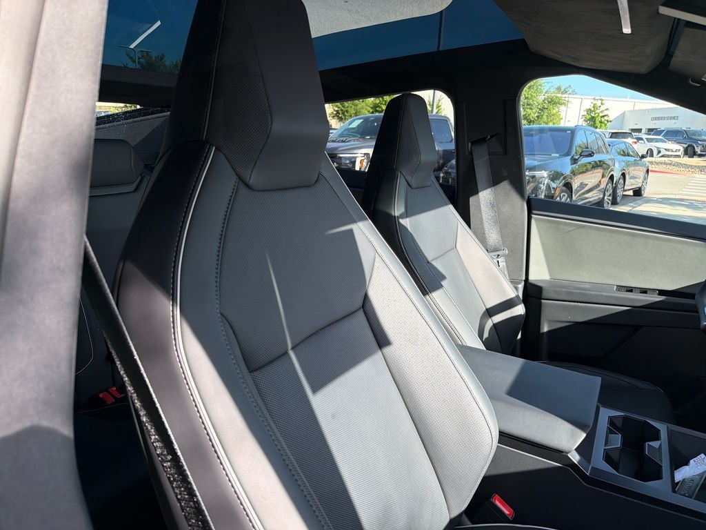 2024 Tesla Cybertruck Base