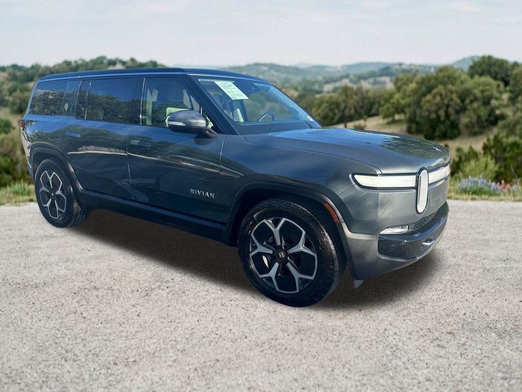 2024 Rivian R1S Adventure