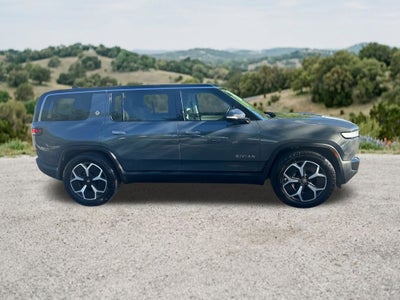 2024 Rivian R1S Adventure