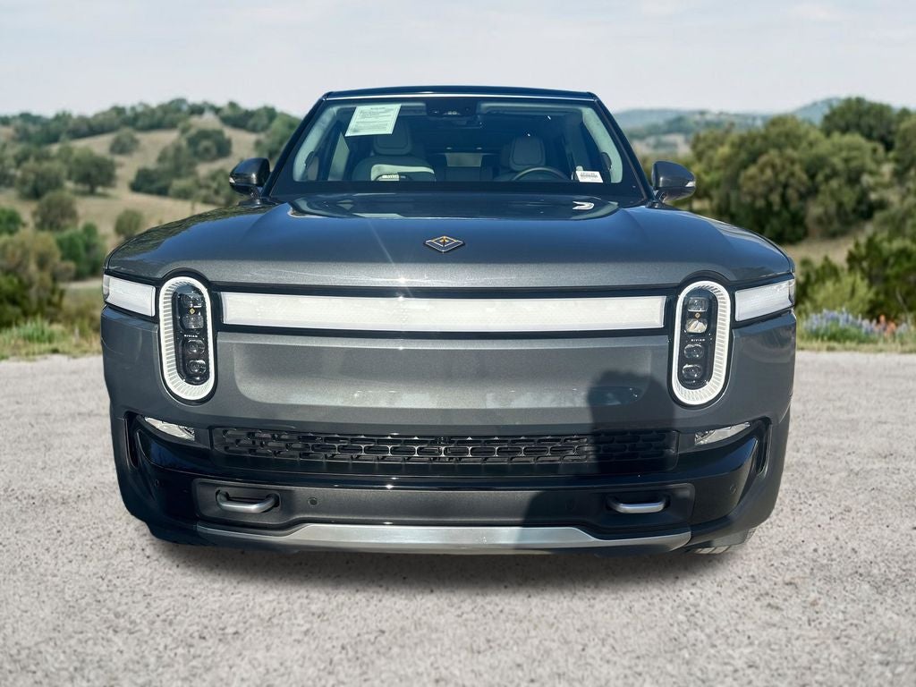 2024 Rivian R1S Adventure
