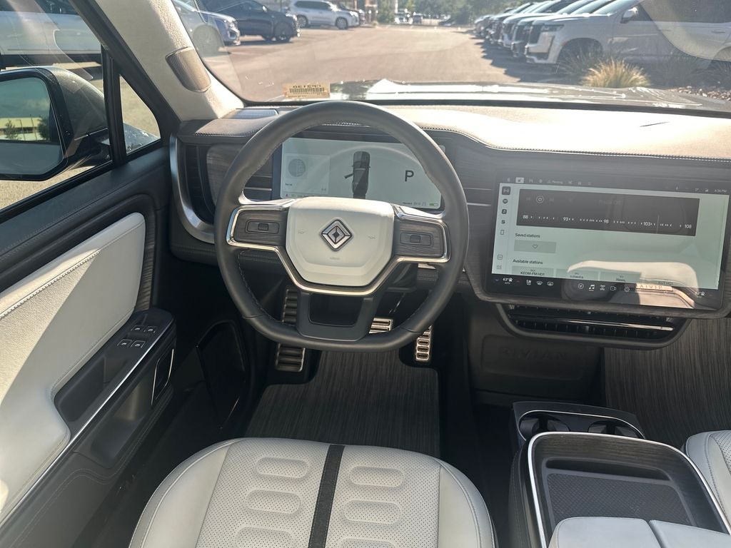 2024 Rivian R1S Adventure