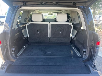 2024 Rivian R1S Adventure
