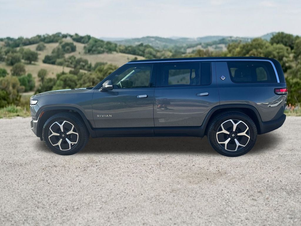 2024 Rivian R1S Adventure