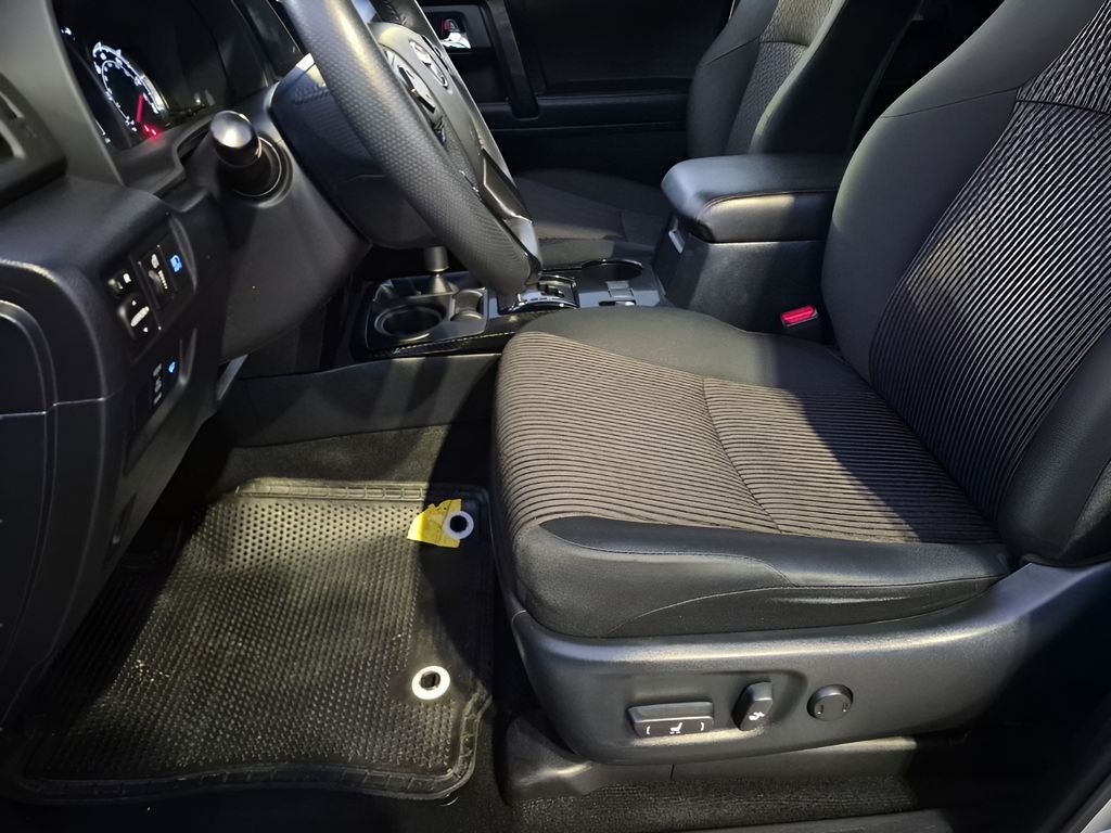 2024 Toyota 4Runner TRD Off-Road