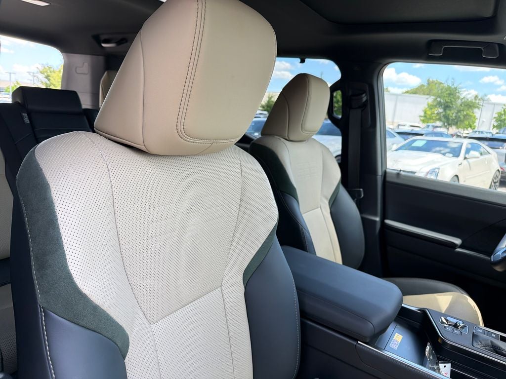 2025 Lexus GX 550 Overtrail+