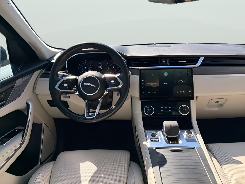 2021 Jaguar F-PACE P400 R-Dynamic S