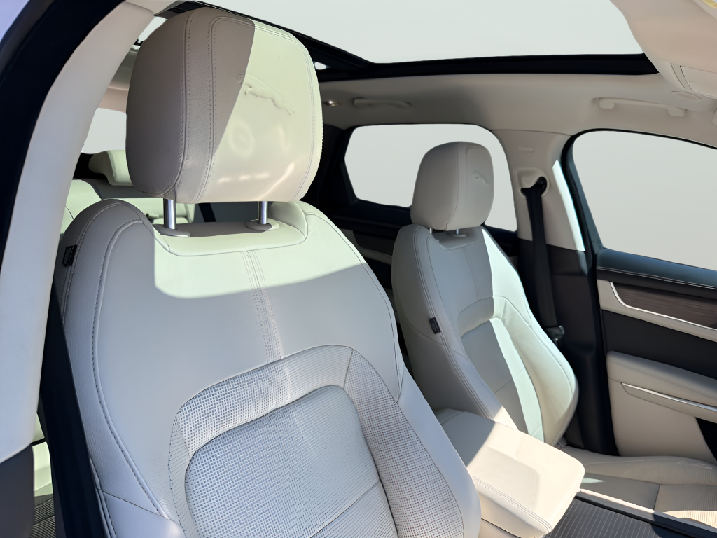2021 Jaguar F-PACE P400 R-Dynamic S