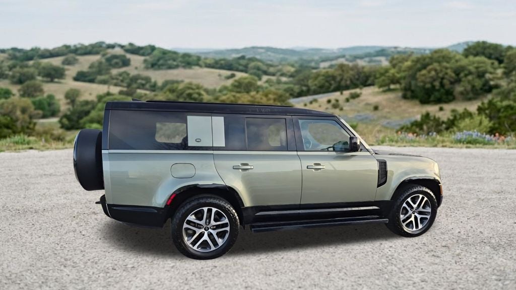 2024 Land Rover Defender 130 X-Dynamic SE