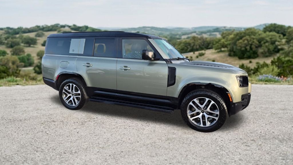 2024 Land Rover Defender 130 X-Dynamic SE