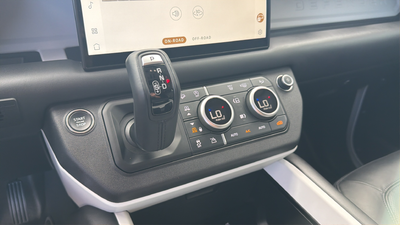 2025 Land Rover Defender 130 S