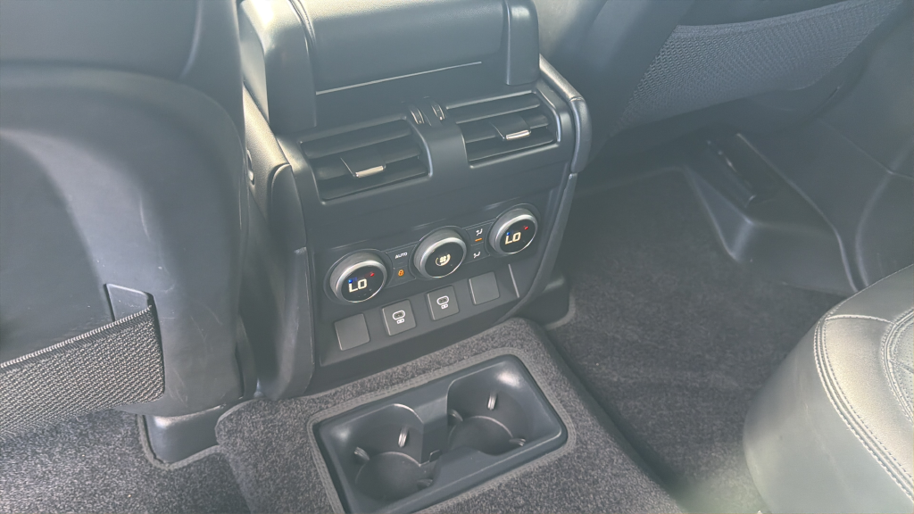 2025 Land Rover Defender 130 S